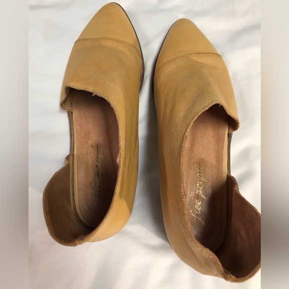 Free People Royale Leather D’Orsay Pointed Toe Flats - Picture 7 of 7